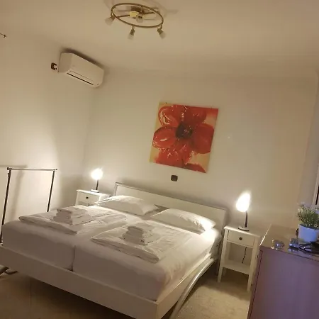 Mit Balkon * Poreč