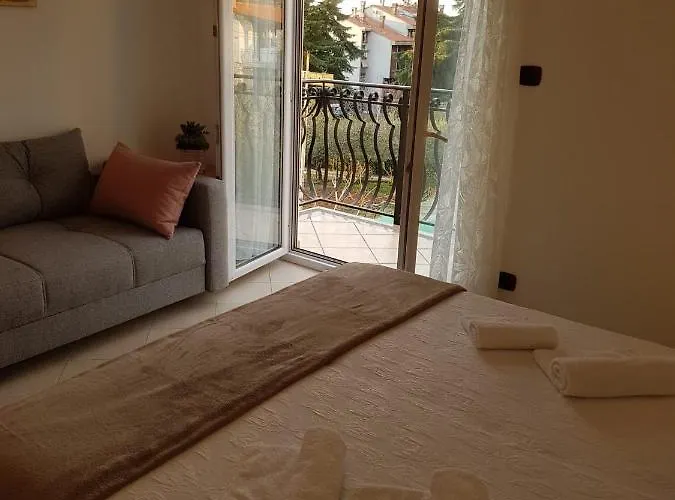Mit Balkon